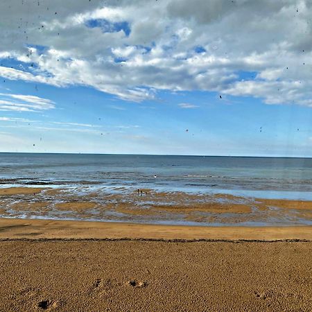 La Canadienne Courseulles-sur-Mer Exteriér fotografie